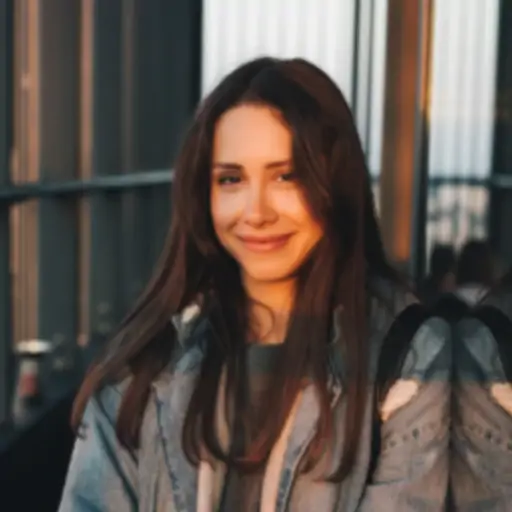 Ece  Kılıç profil resmi